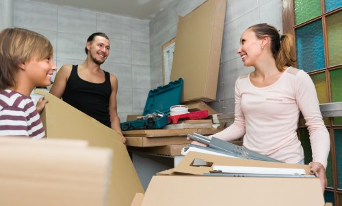 Boxes and furniture arranged for a transparent storage pricing estimate