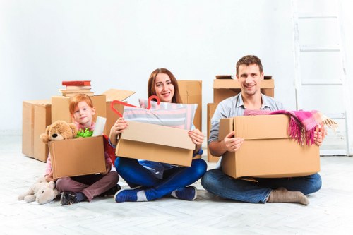 Clean and dry storage units in Yeading for household belongings