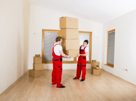 Self storage in Yeading supporting moving and organisation